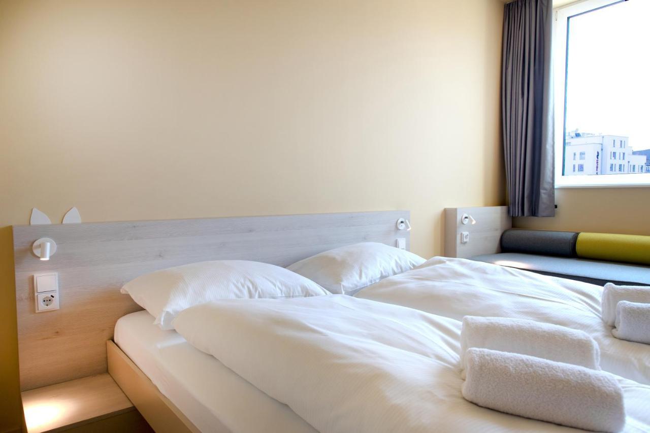 Meininger Hotel Bremen Hauptbahnhof Bagian luar foto