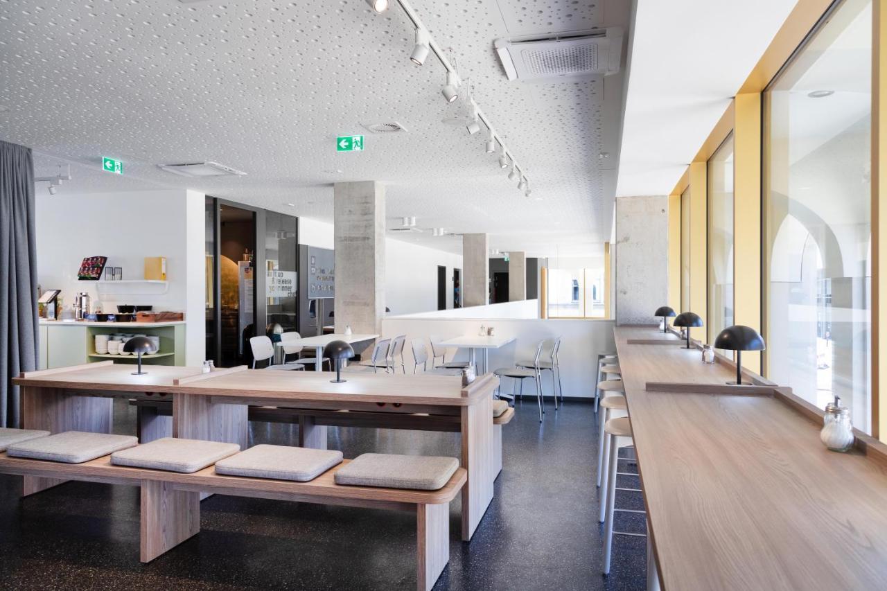 Meininger Hotel Bremen Hauptbahnhof Bagian luar foto